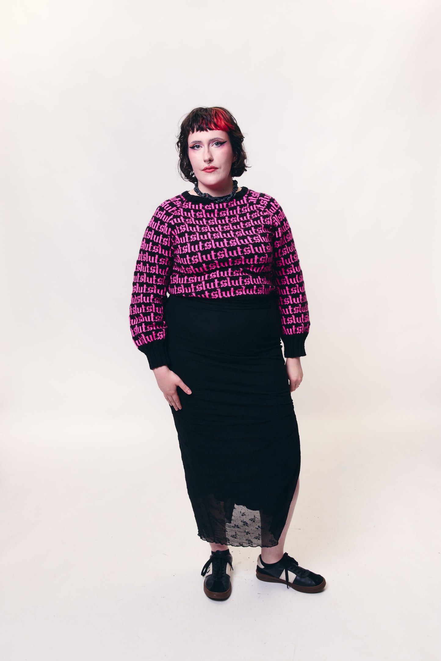 Slut Sweater black and pink