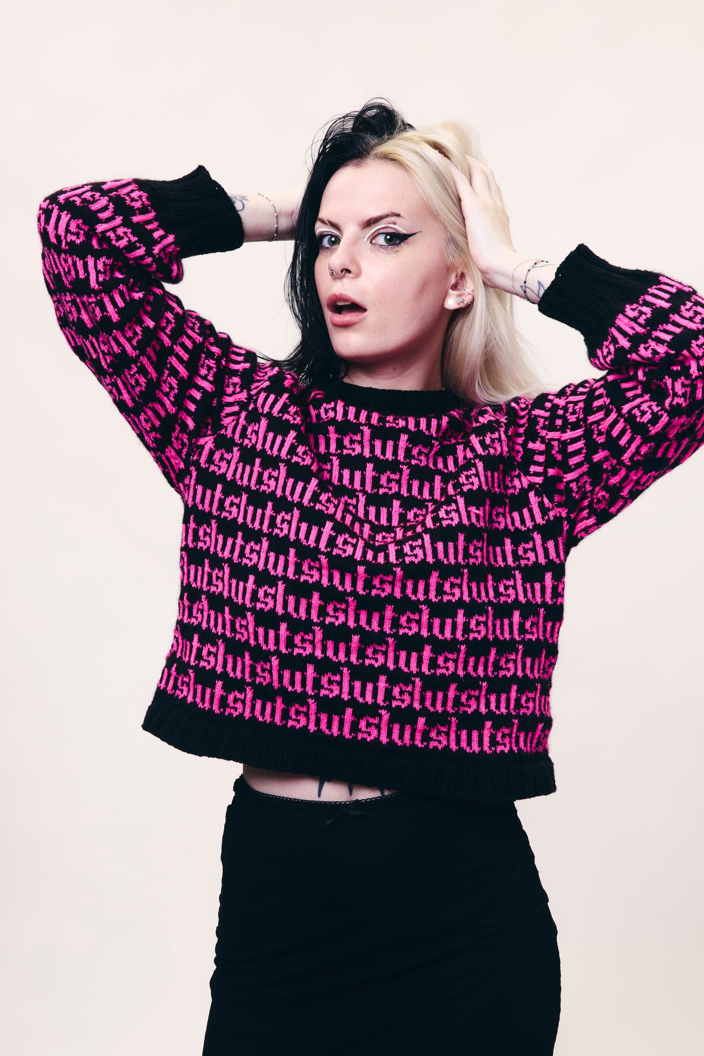 Slut Sweater black and pink